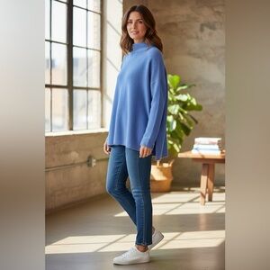 NWT- Caracilia Oversized Women's Blue Turtleneck Sweater